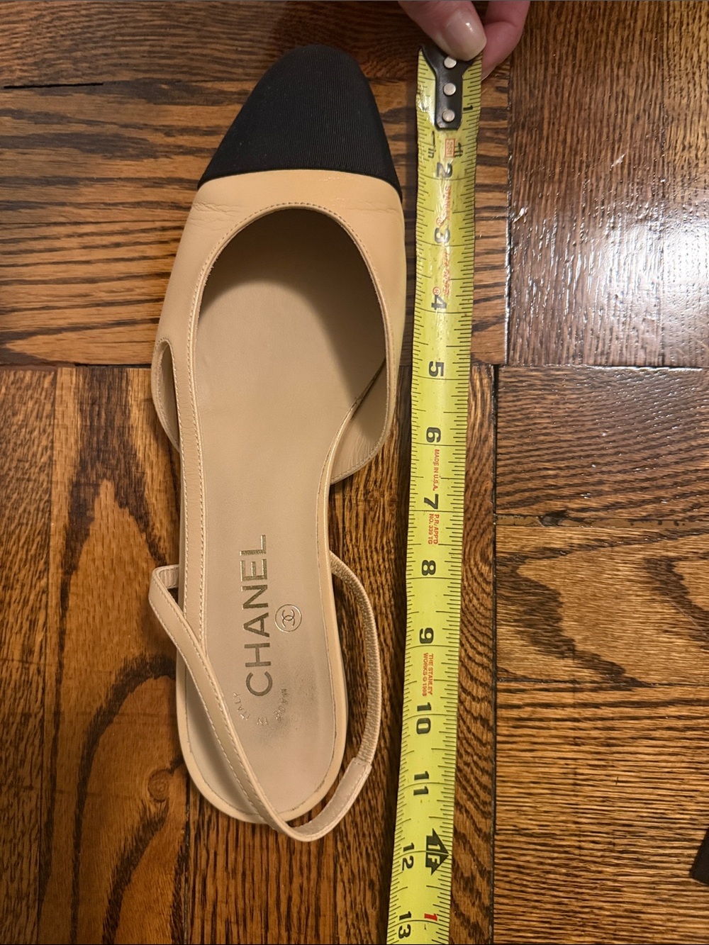 Chanel Slingback Flats in Beige & Black - Size 41 - Picture 12 of 13
